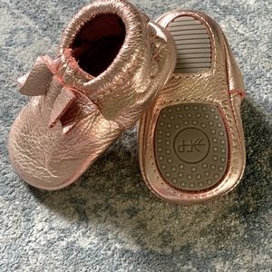Rose Gold Bow Mocc Mini Sole II